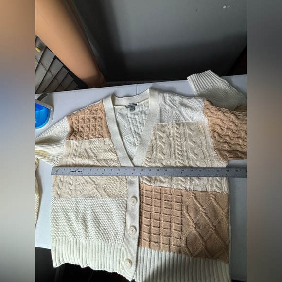 Falls creek patchwork V neck cable knit cream size XL - Picture 7 of 13